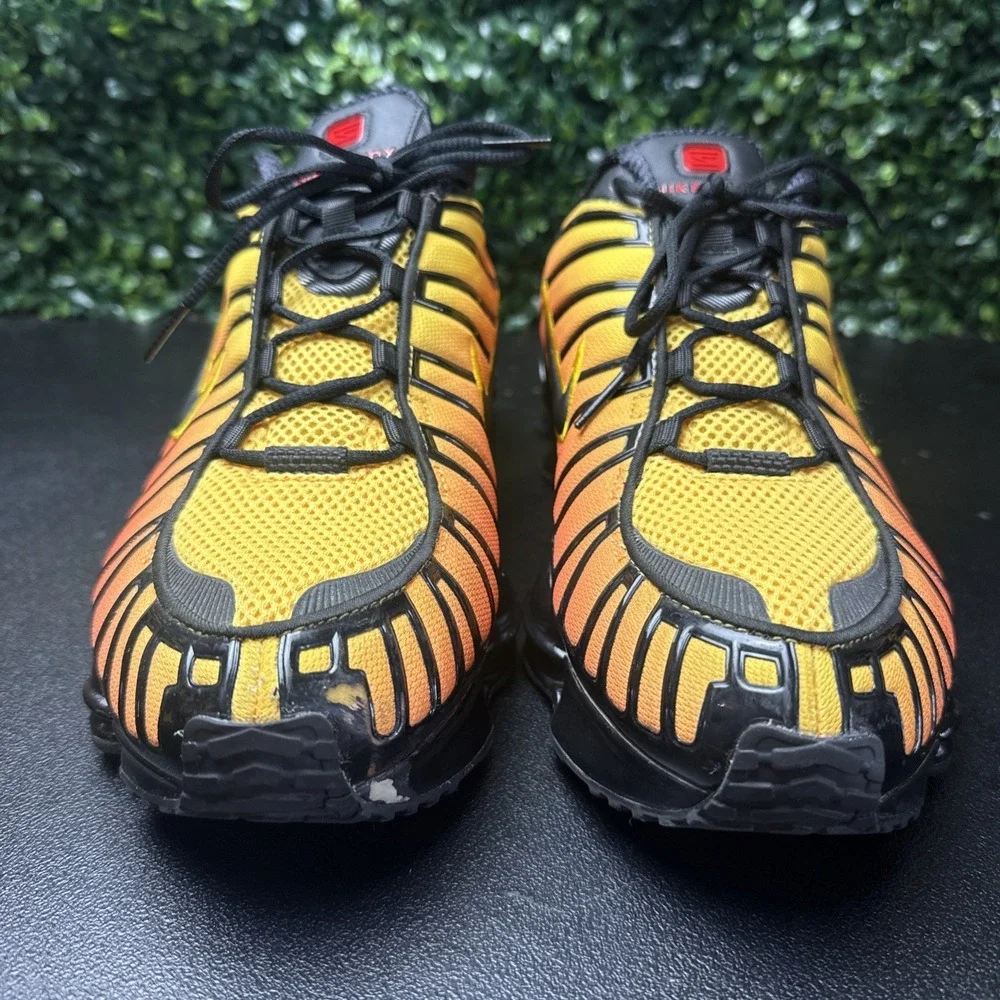 Nike Shox TL Sunrise Gradient Sneakers Mens Size 11 Shoes AV3595-004